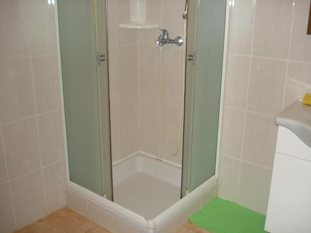Borna Apartement ノヴァリャ 部屋 写真