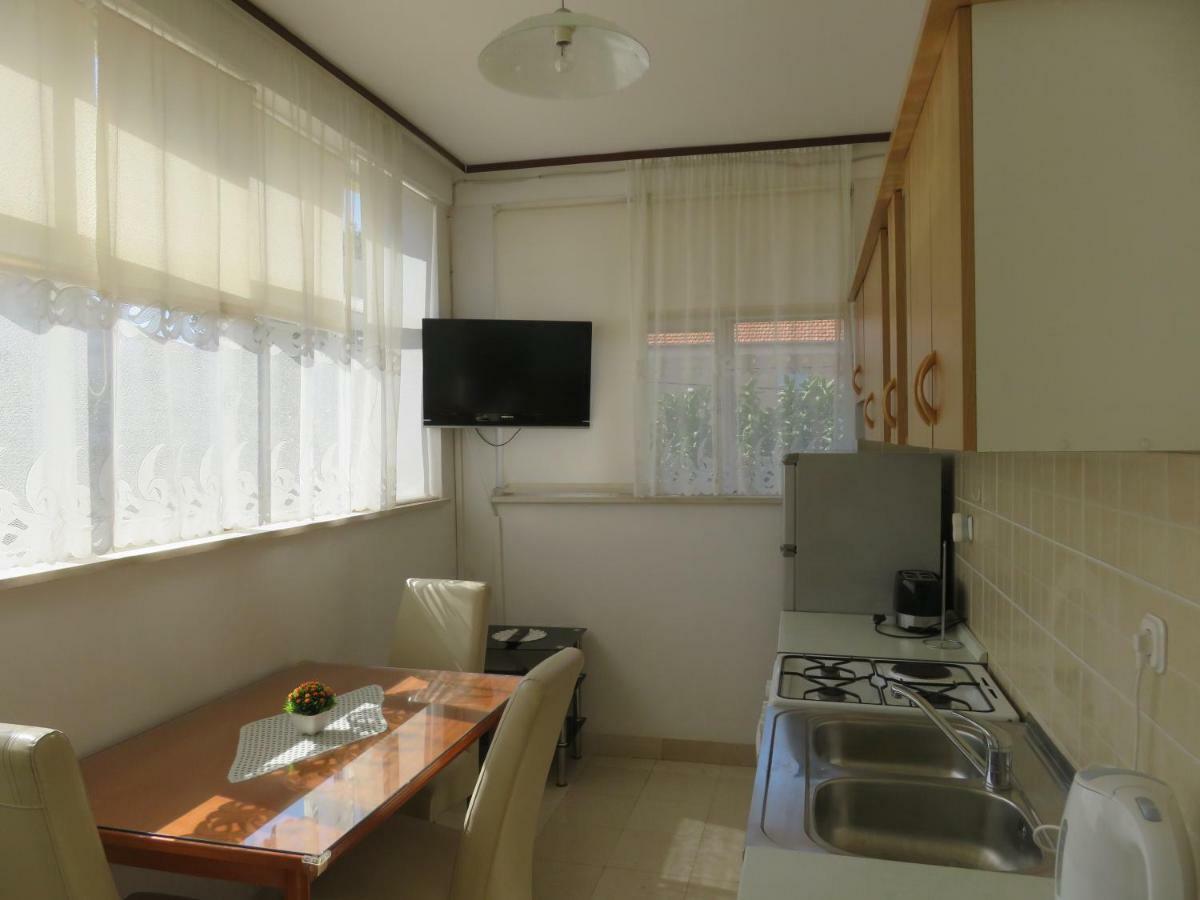 Borna Apartement ノヴァリャ エクステリア 写真